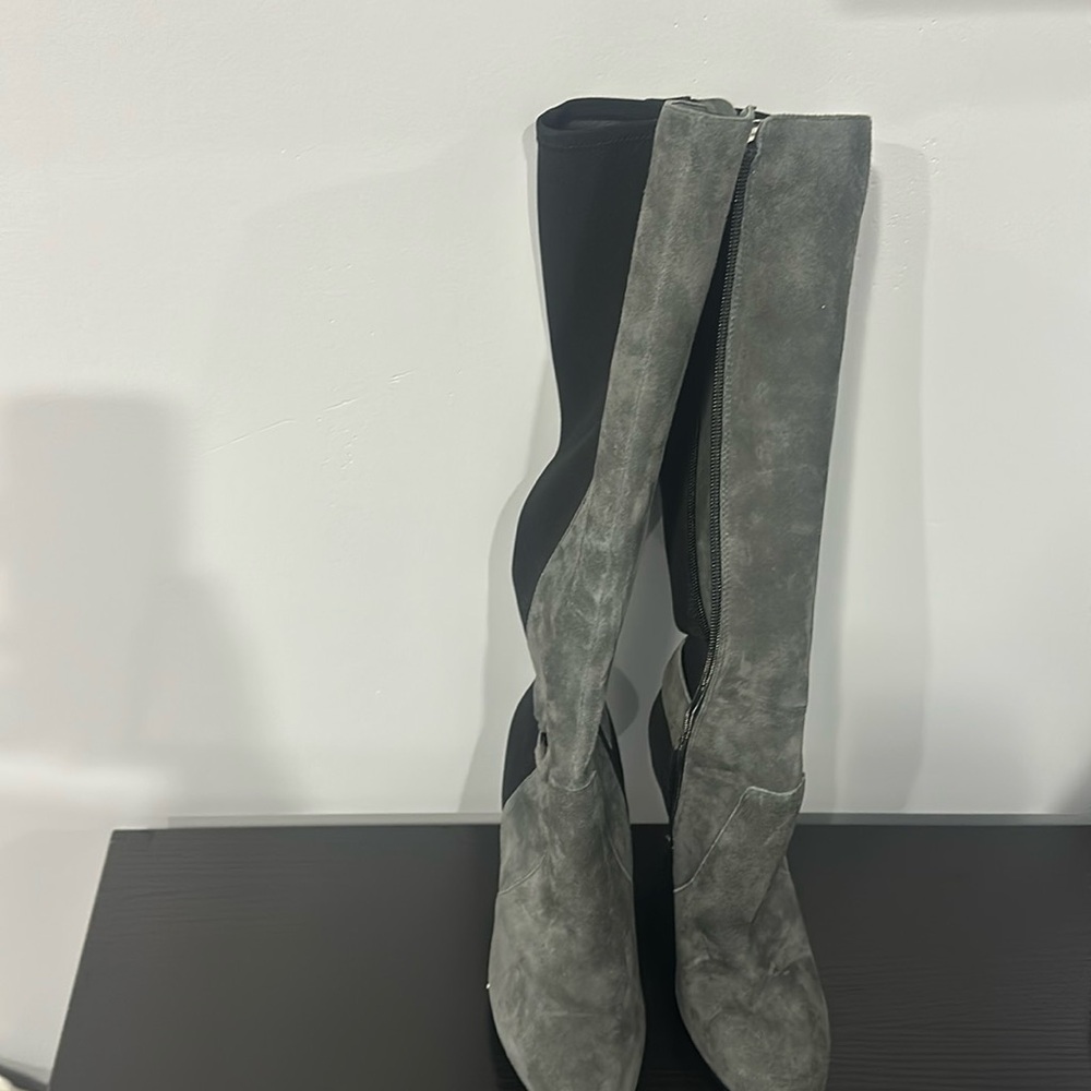 Grey Size 7 1/2 Medium Tall Boots